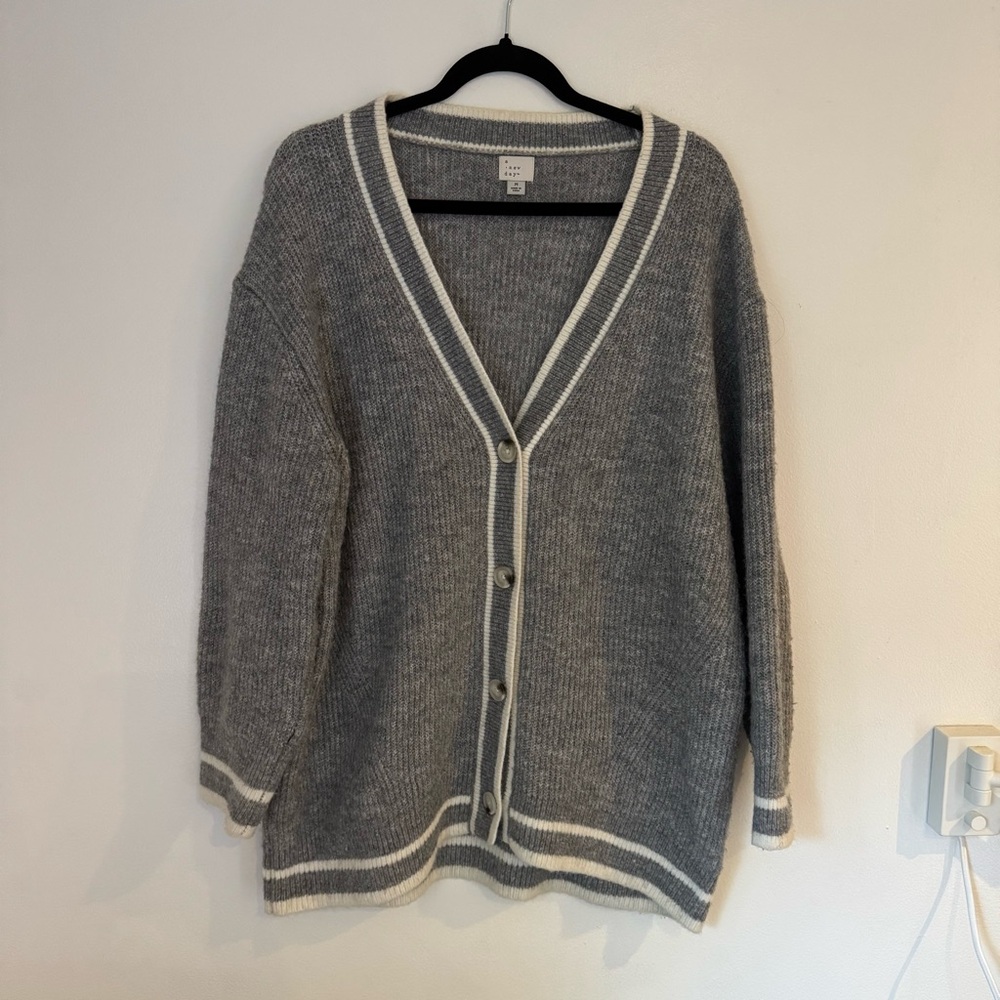 Collegiate style a new day Gray and White V-Neck Cardigan oversized medium